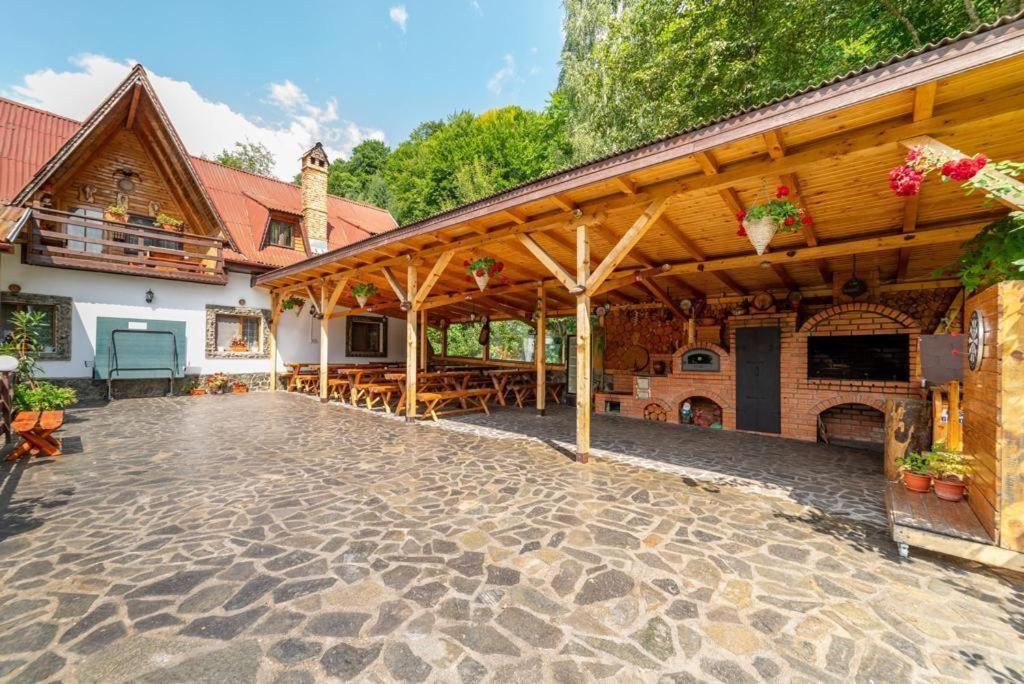 Cabana Rausor Cîmpulung Exterior foto
